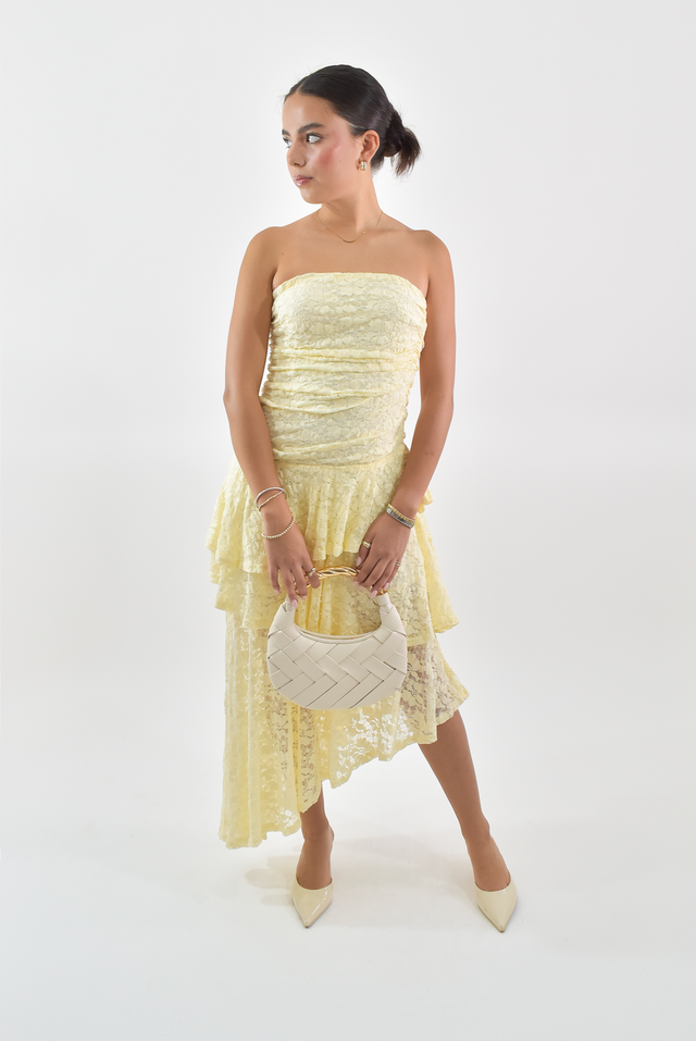 VESTIDO STRAPLESS CON ENCAJE
