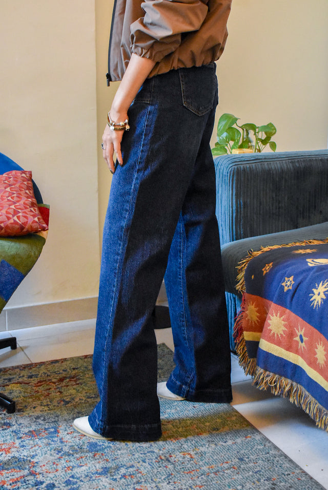 PANTALÓN DENIM CON BOLSAS