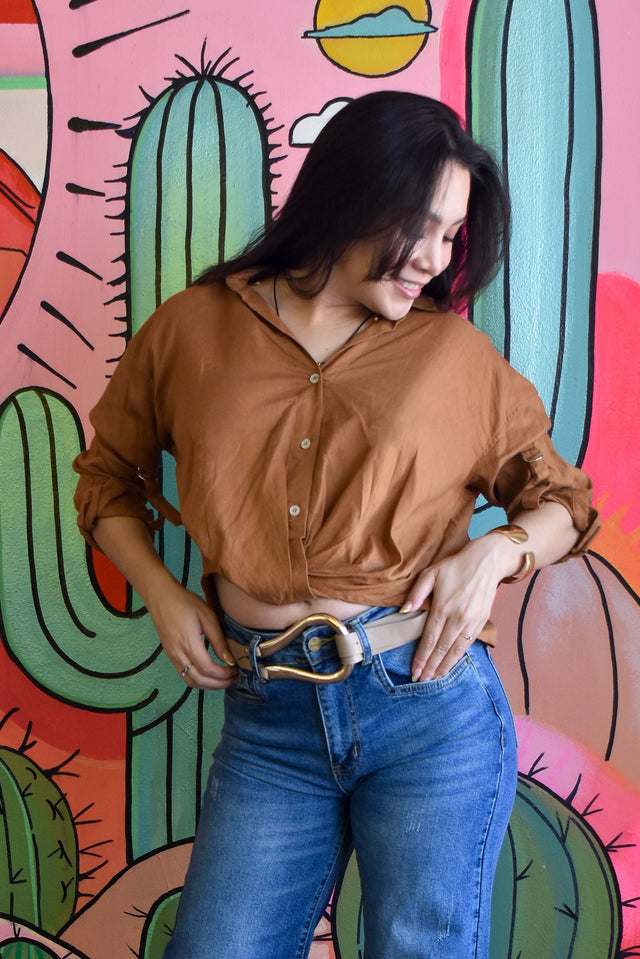 Blusa “Classic Button Up”