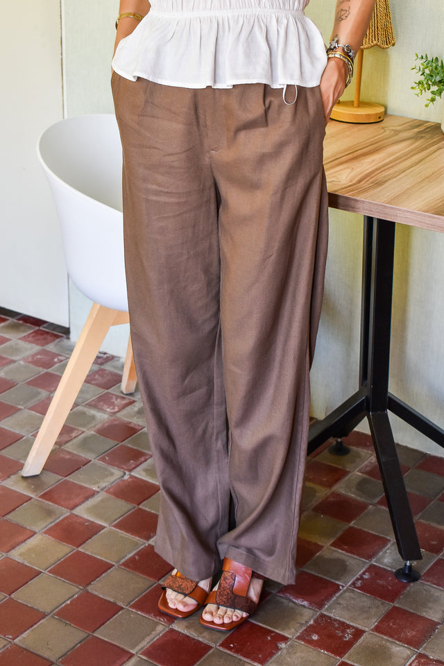 Pantalón tiro alto