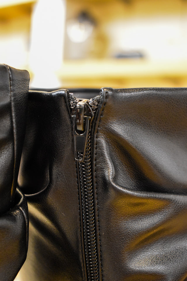 BOTA ALTA CON DRAPEADO