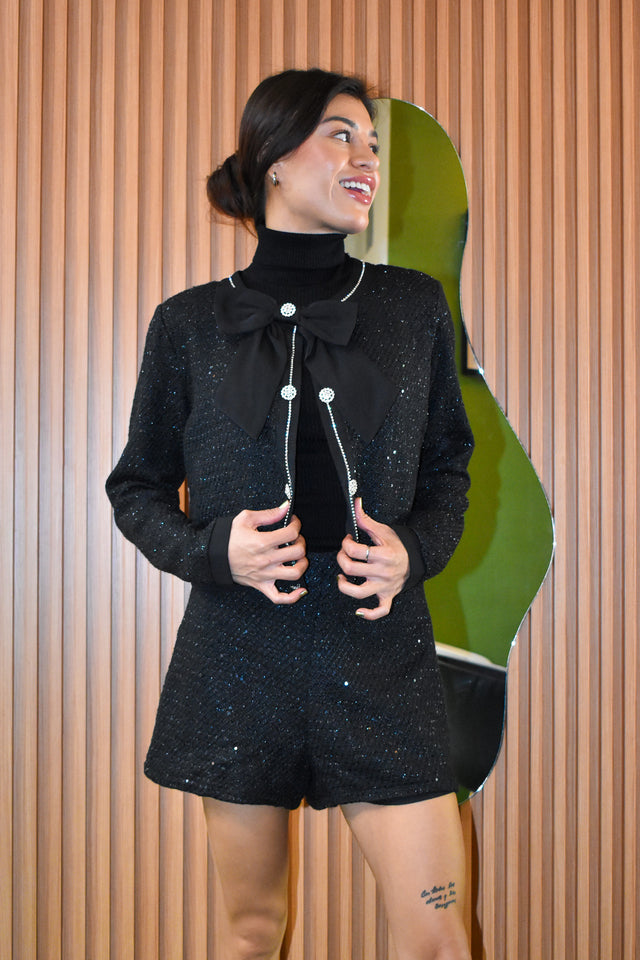 CONJUNTO DE SACO Y SHORT