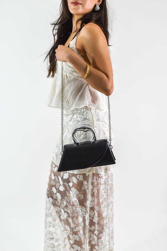 BOLSA CON CADENA
