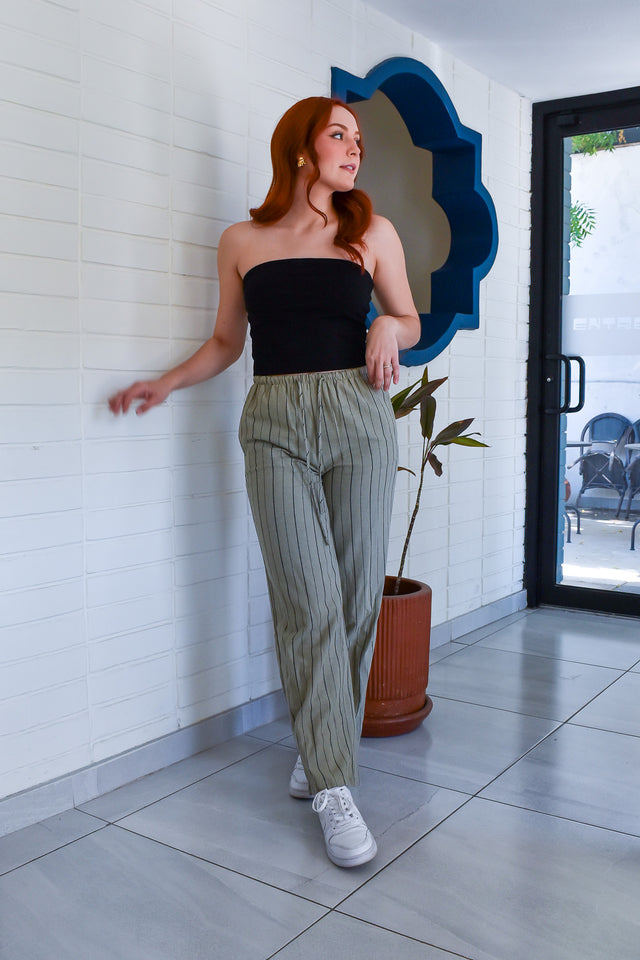 PANTALÓN A RAYAS