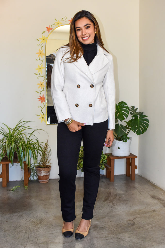 SACO CORTO CUATRO BOTONES